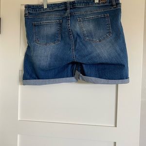 Kut from the Kloth distressed denim shorts.